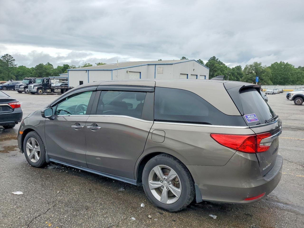 2018 Honda Odyssey Exl - Фото 2