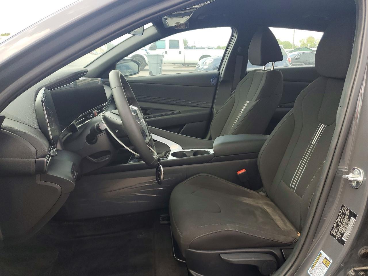 2025 Hyundai Elantra Hybrid Sel Sport - Фото 7
