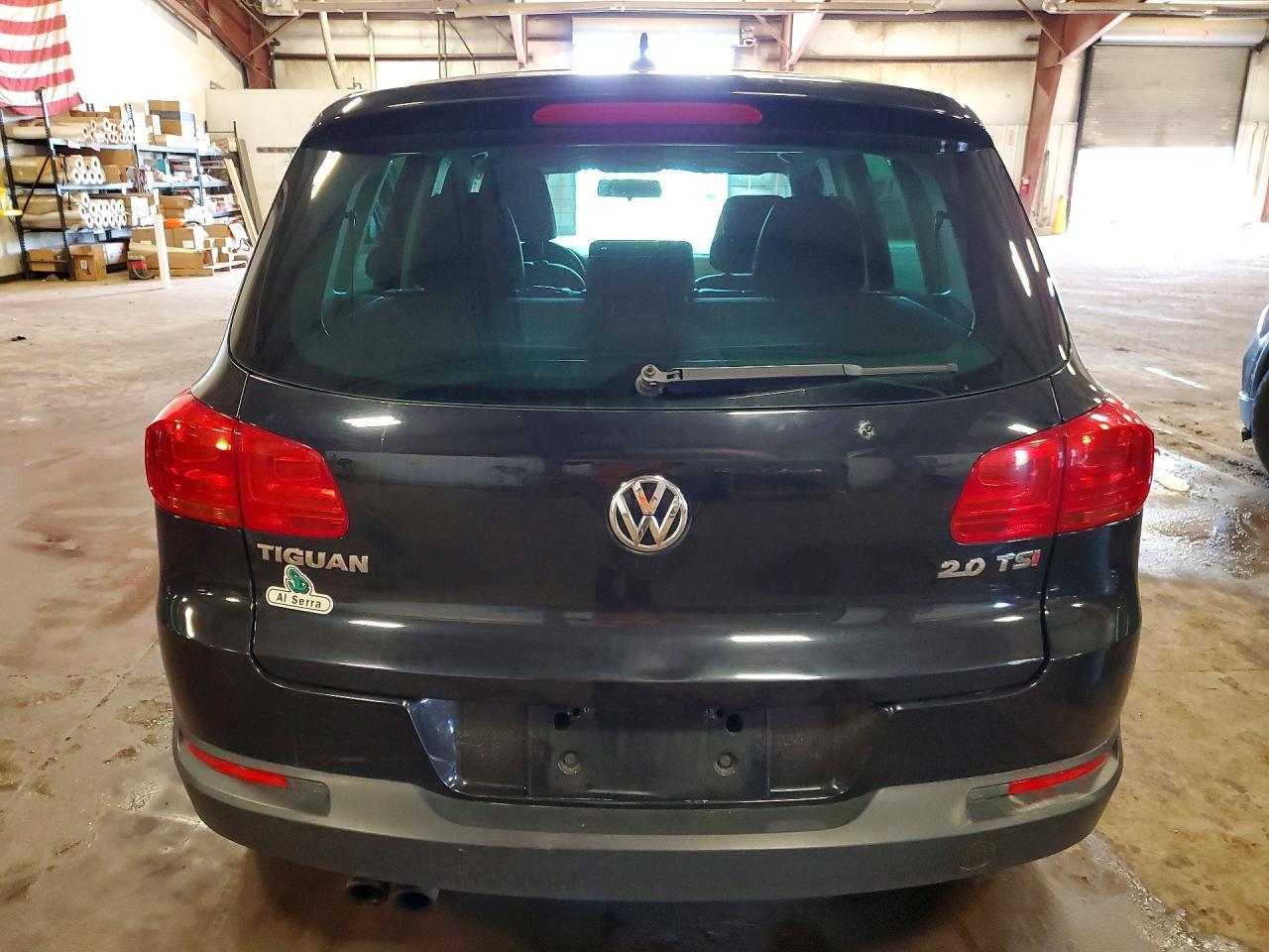 2014 Volkswagen Tiguan S - Фото 6