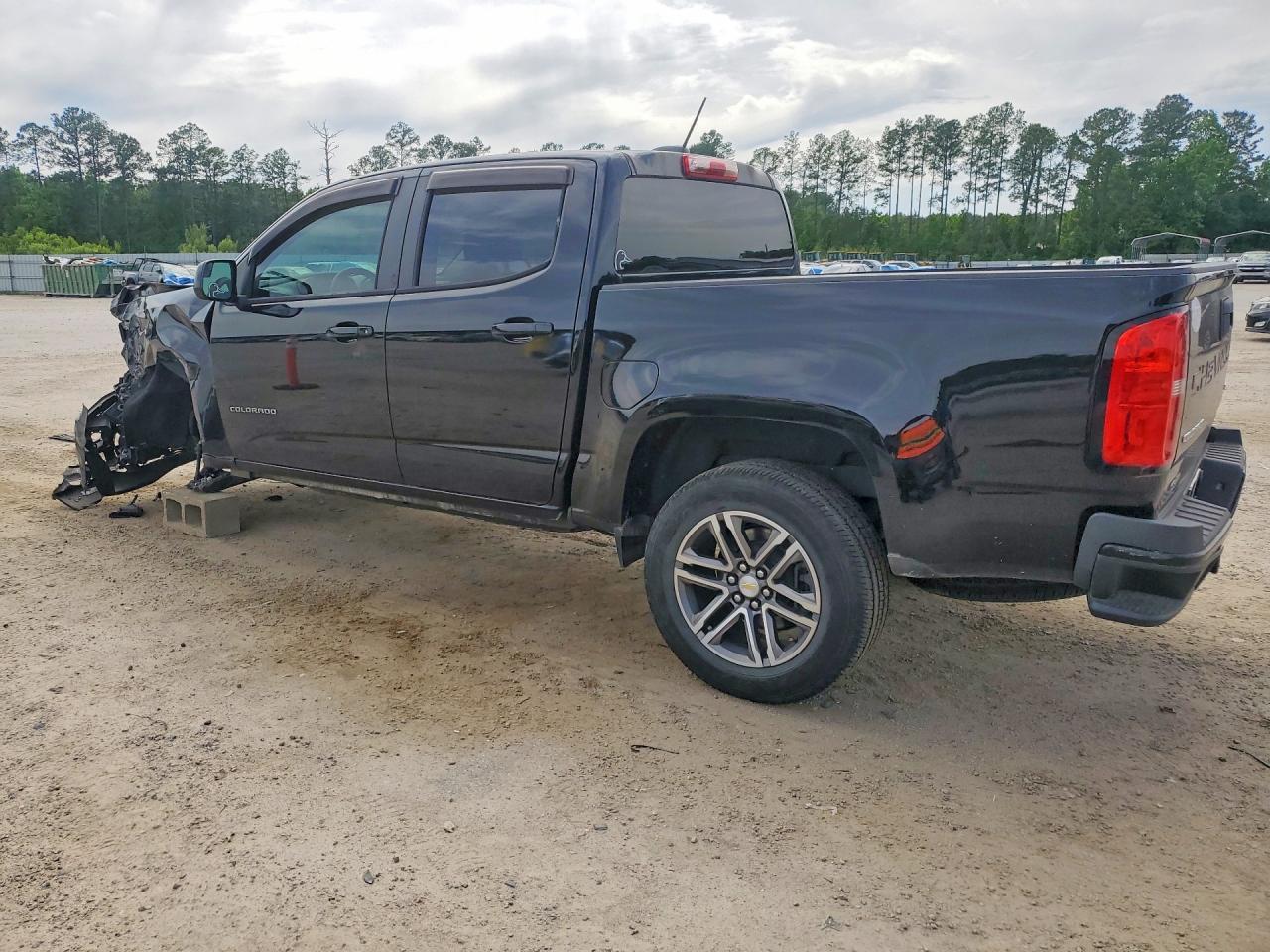 2021 Chevrolet Colorado - Image 2