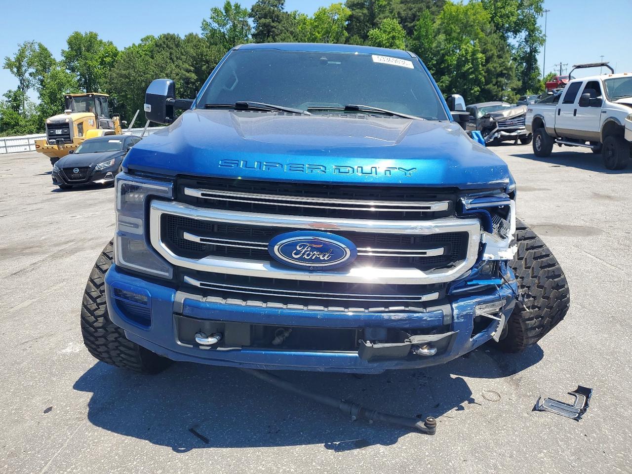 2022 Ford F350 Super Duty - Image 5