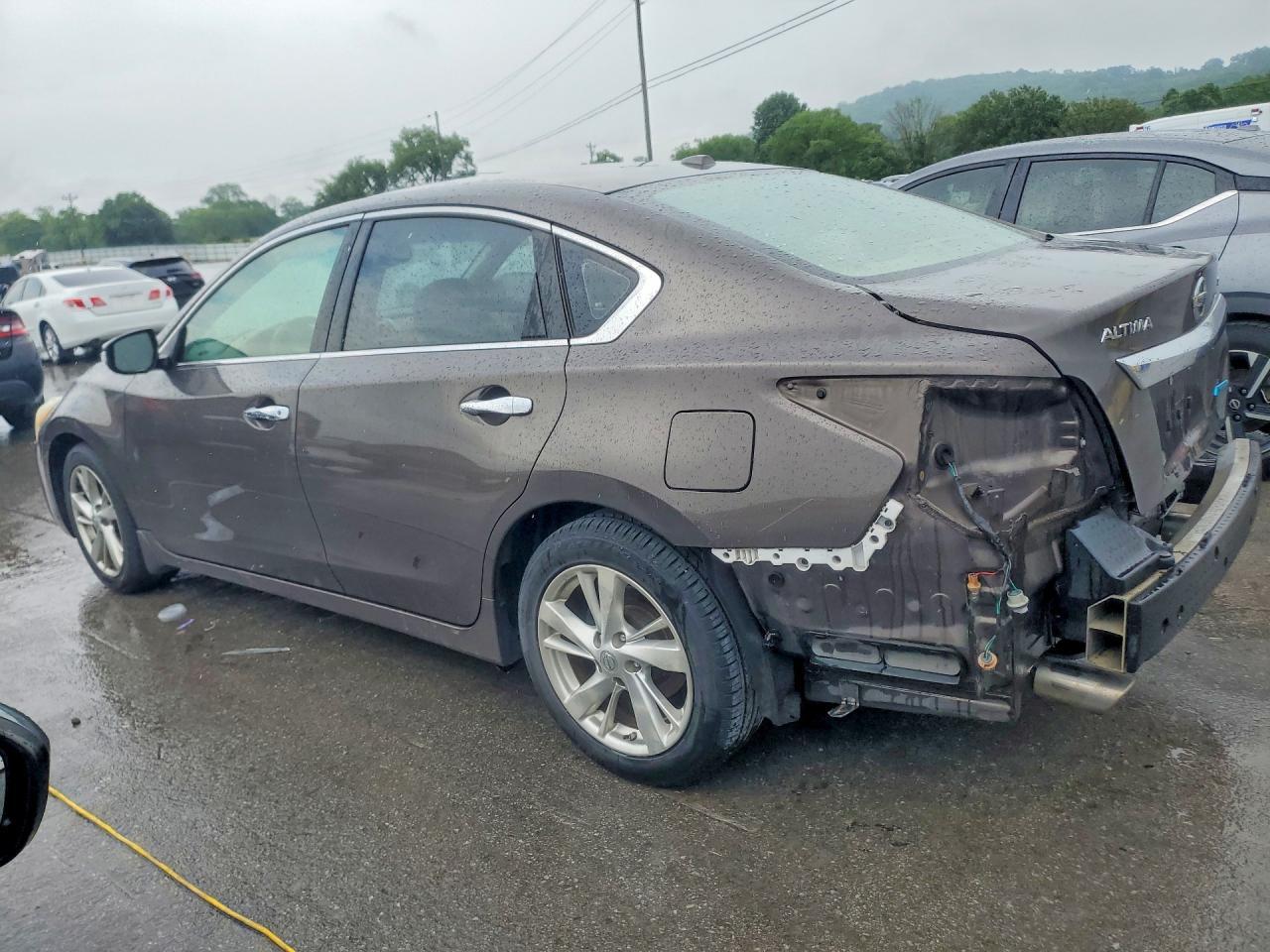 2013 Nissan Altima 2.5 - Фото 2
