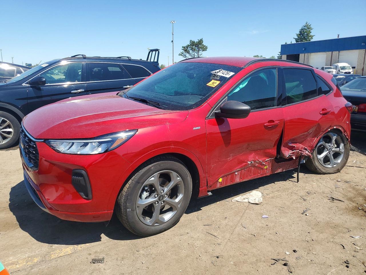 2024 Ford Escape St Line