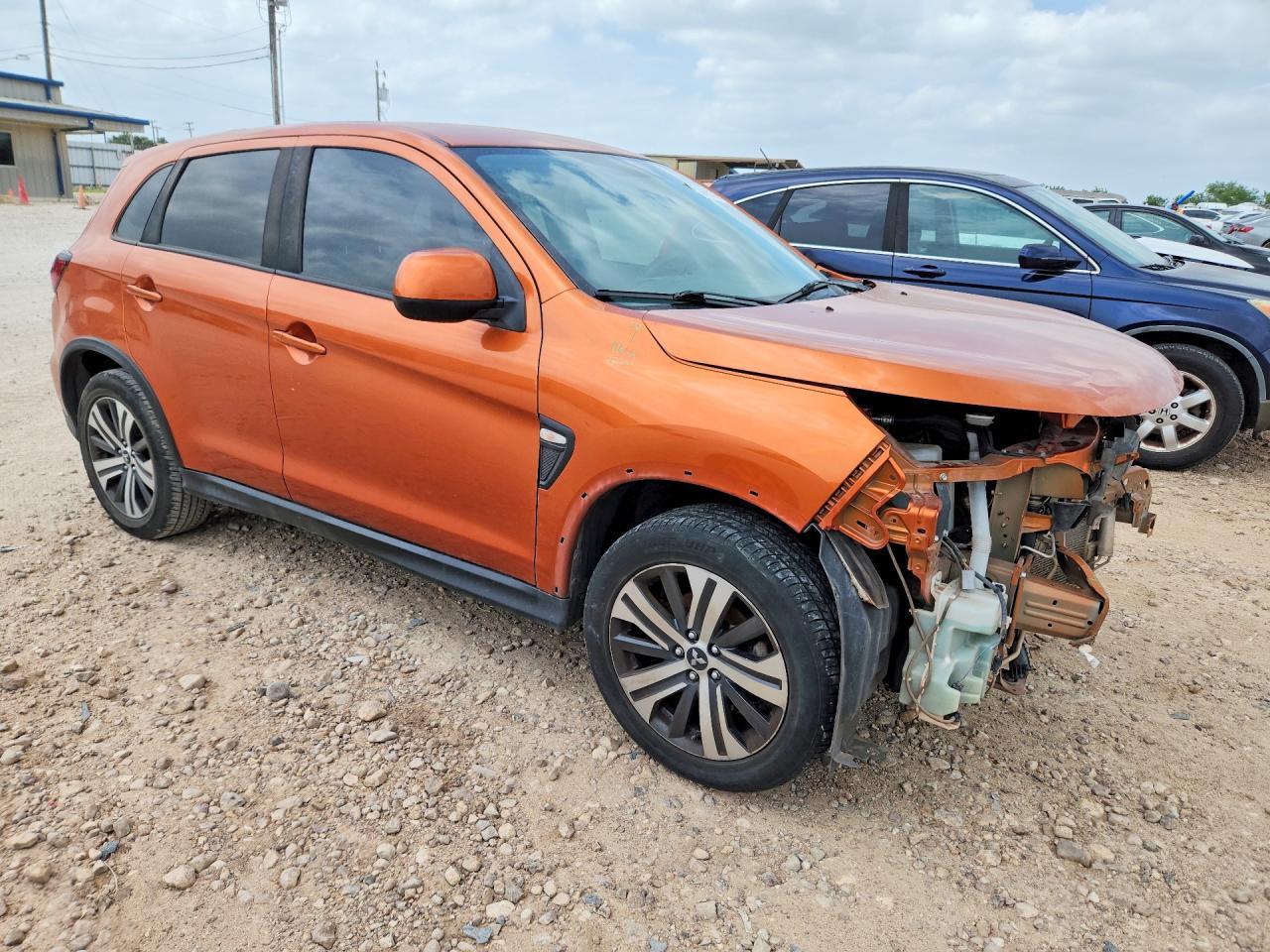 2020 Mitsubishi Outlander Sport Es - Фото 4