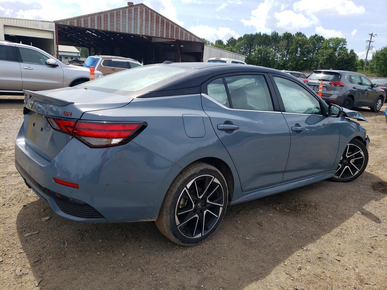 2025 Nissan Sentra Sr - Image 3