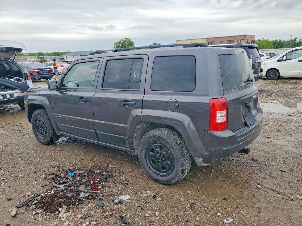 2015 Jeep Patriot Sport - Image 2