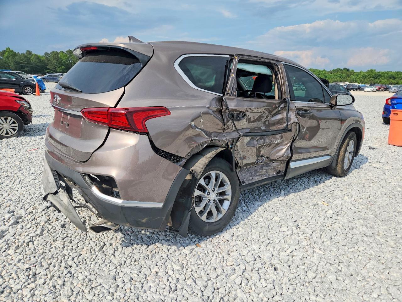 2019 Hyundai Santa Fe Sel 2.4L - Фото 3