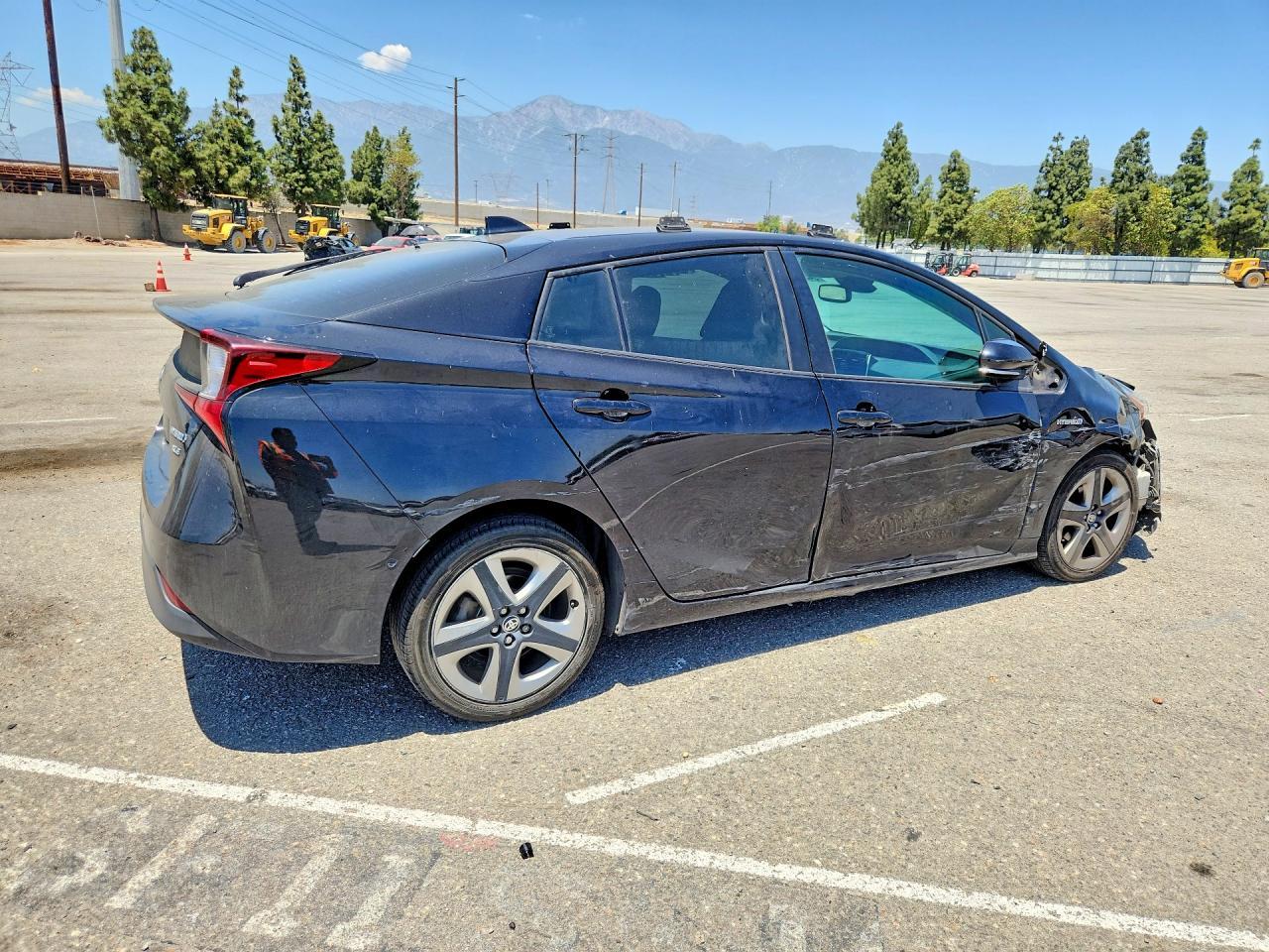 2022 Toyota Prius Xle - Фото 3