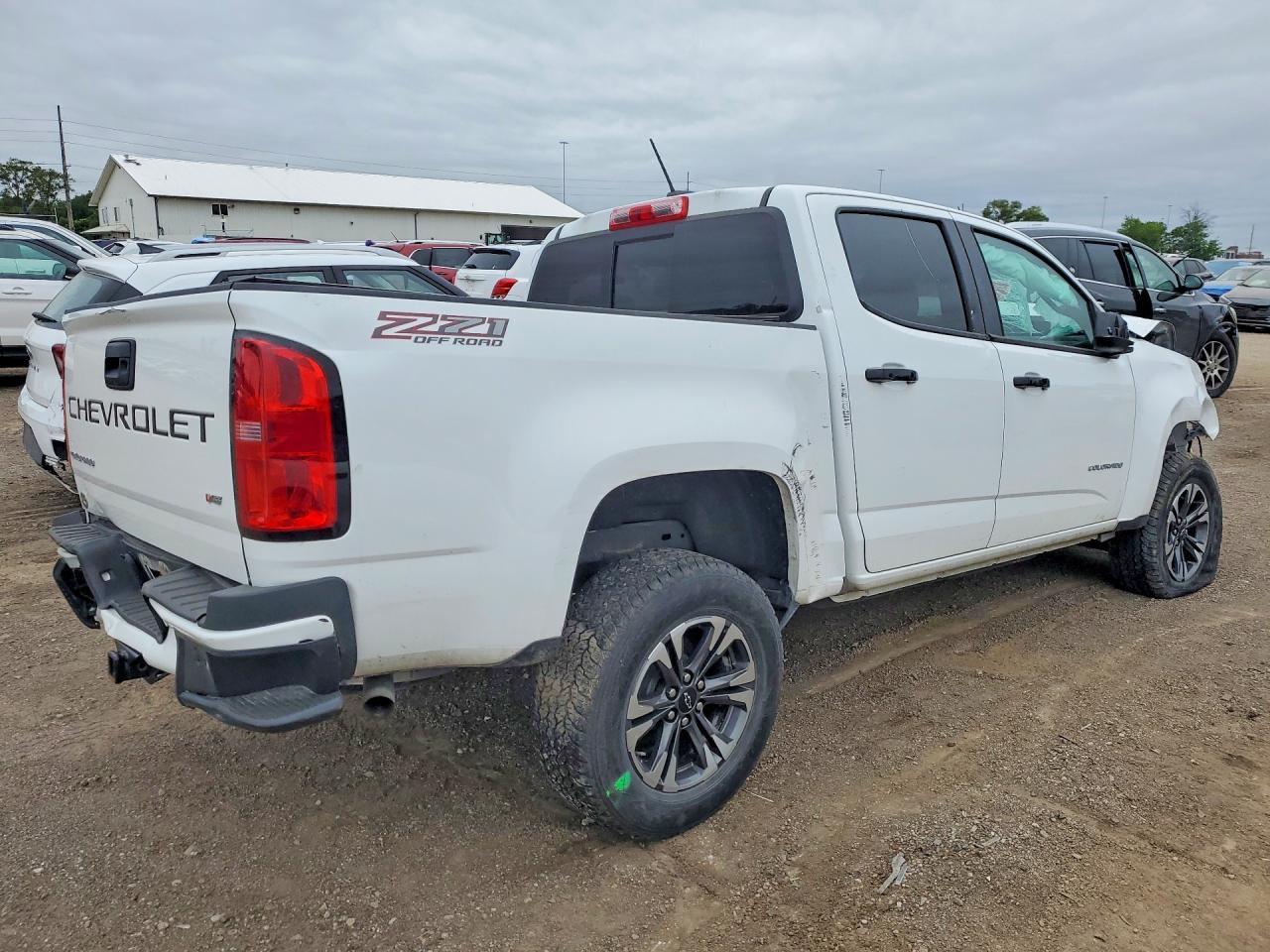 2021 Chevrolet Colorado Z71 - Фото 3