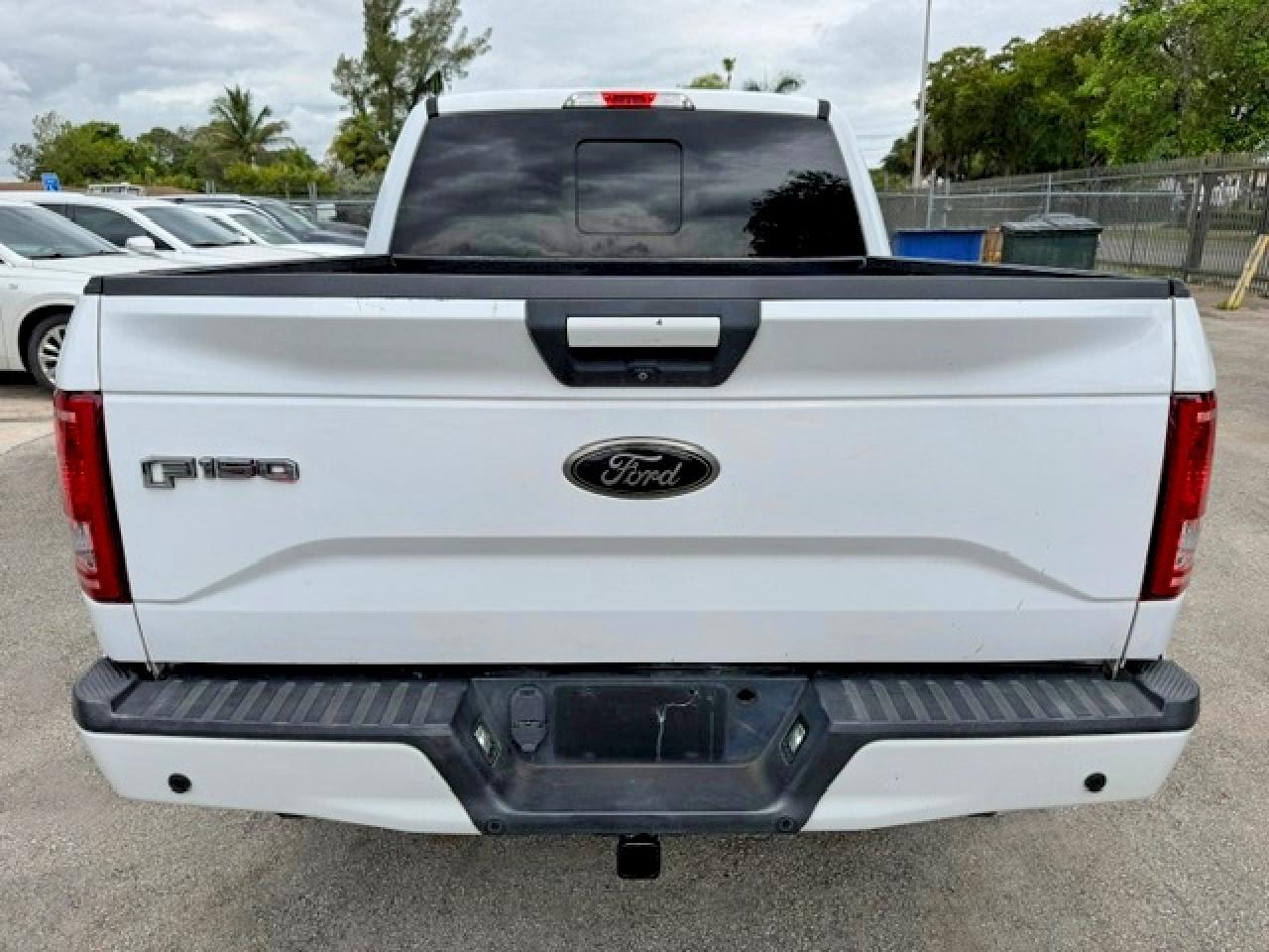2016 Ford F150 Supercrew - Фото 6