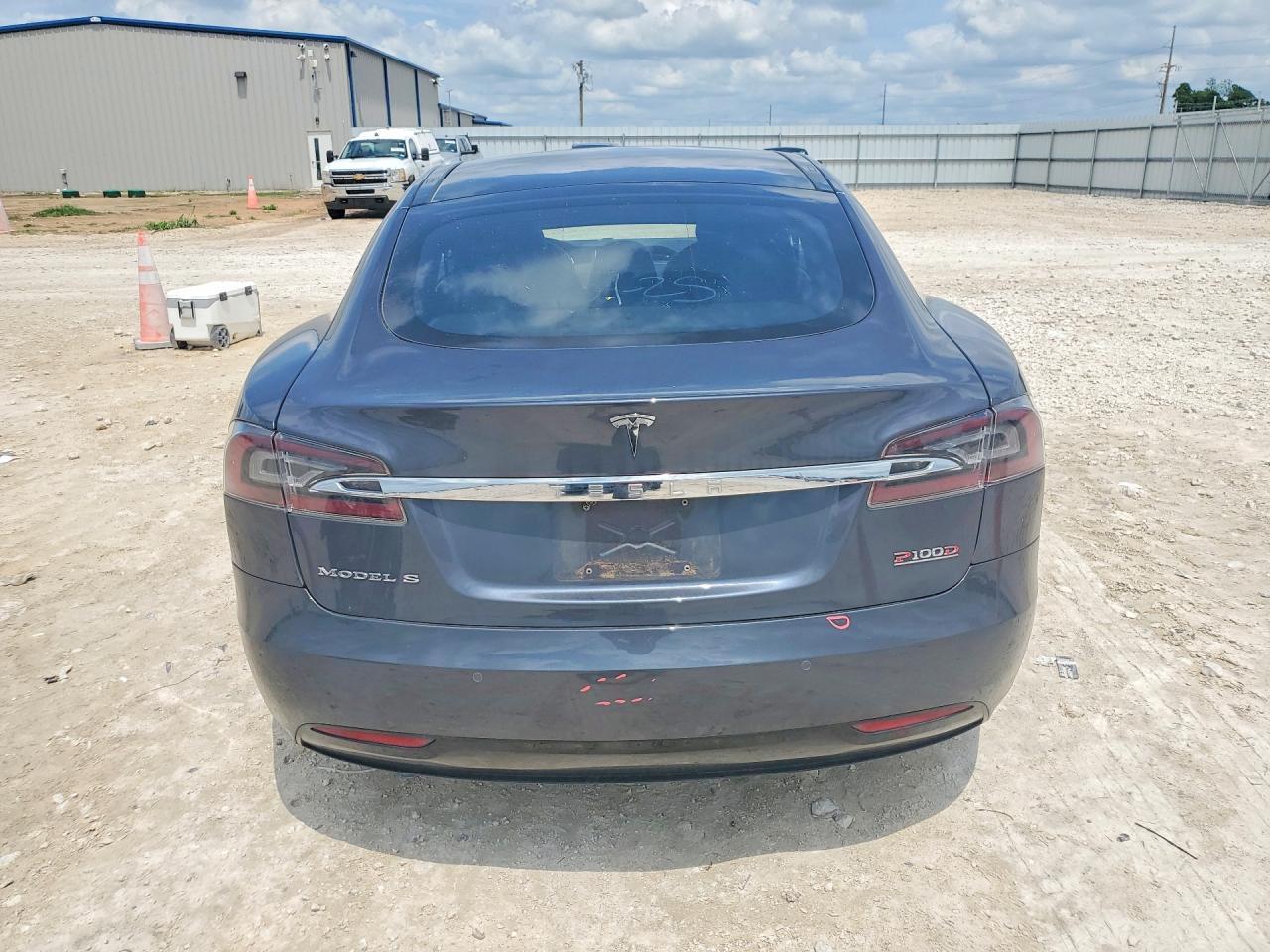 2018 Tesla Model S - Фото 6
