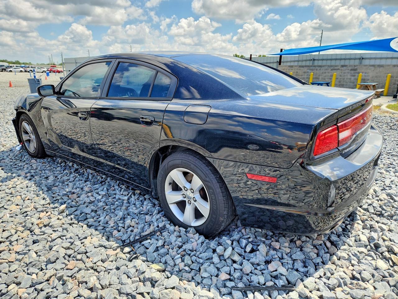 2012 Dodge Charger Se - Image 2