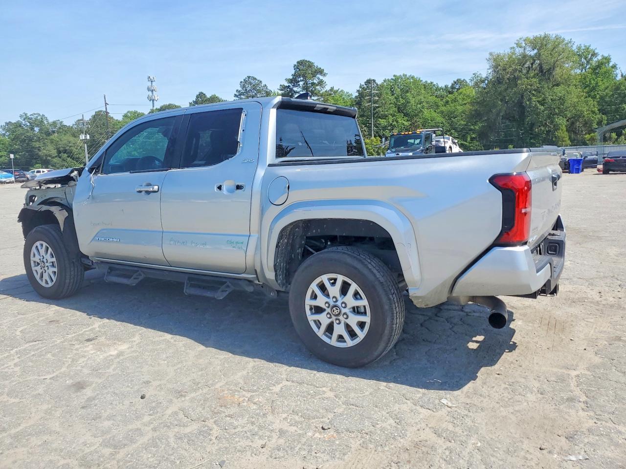 2025 Toyota Tacoma Sr5 - Фото 2