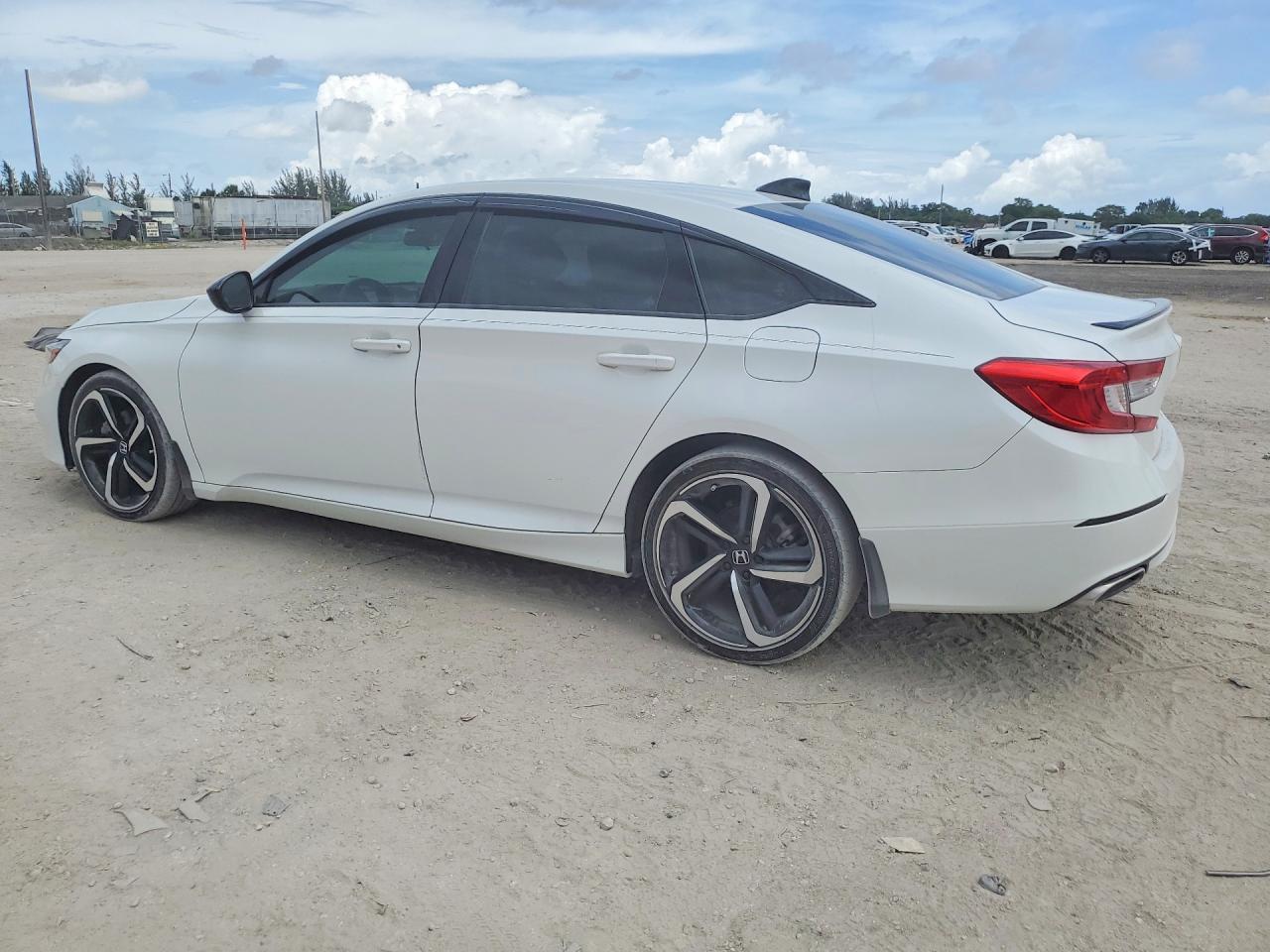 2022 Honda Accord Sport - Image 2