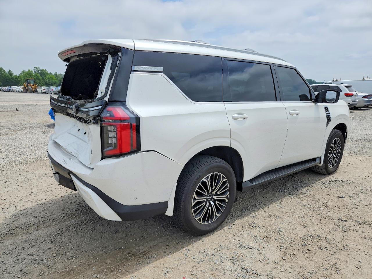 2025 Nissan Armada Sl - Фото 3