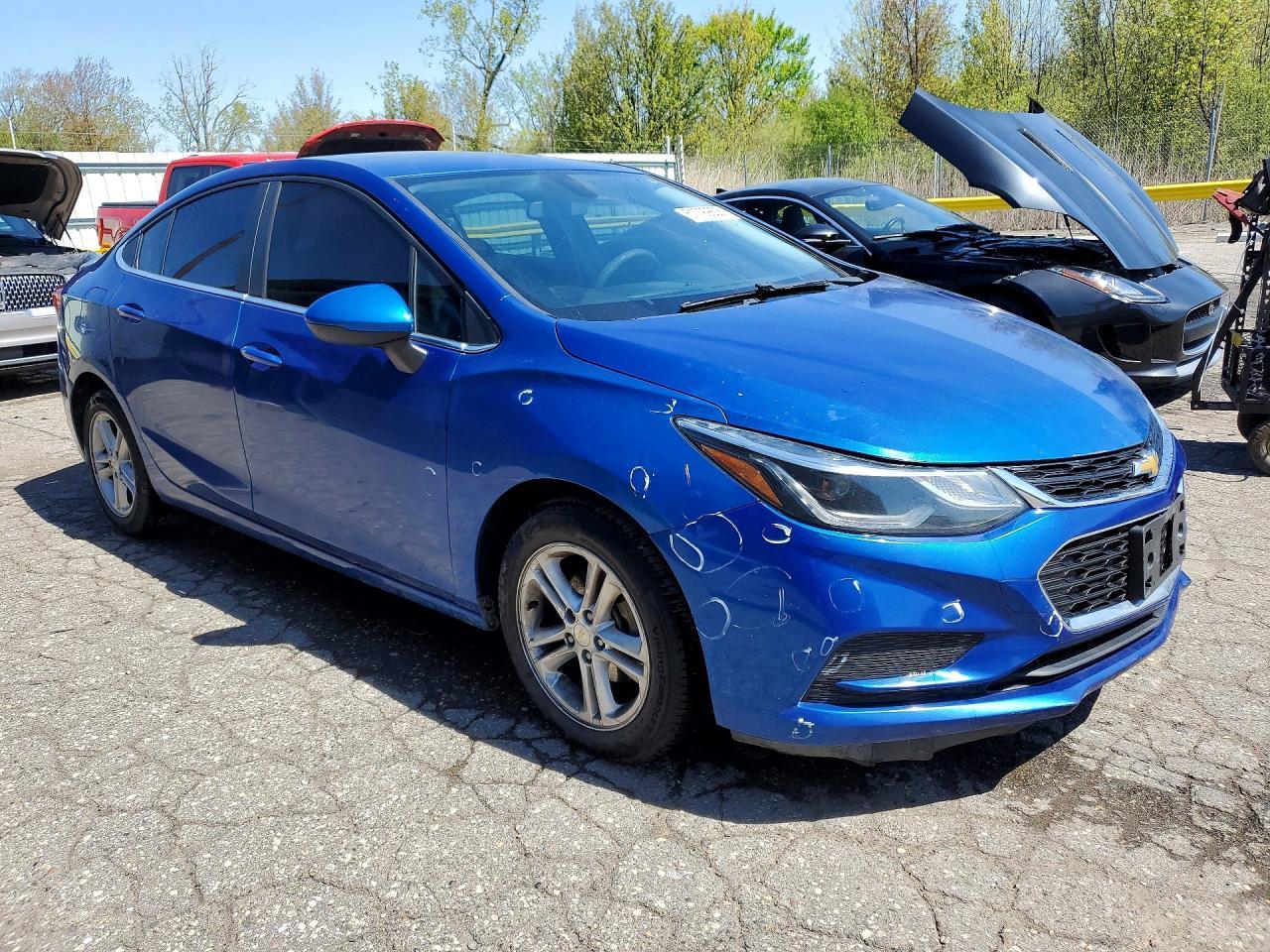 2017 Chevrolet Cruze Lt - Фото 4