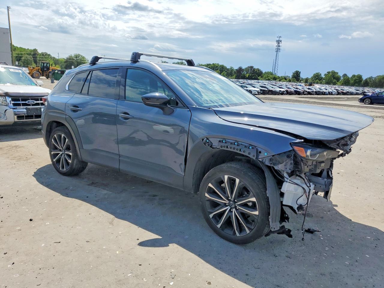 2024 Mazda Cx-50 Premium Plus - Image 4