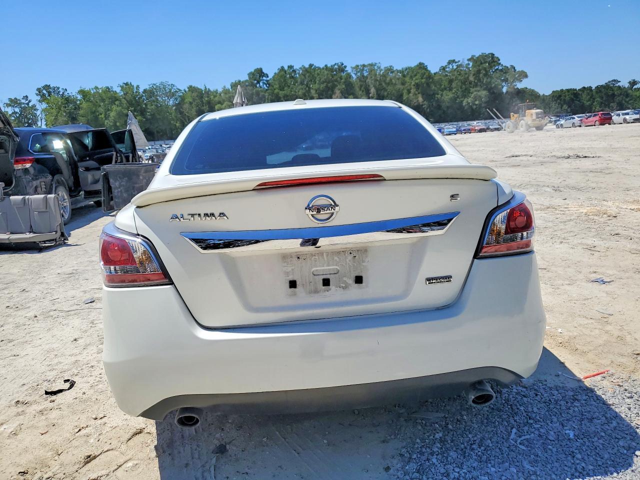 2015 Nissan Altima 2.5 S - Фото 6
