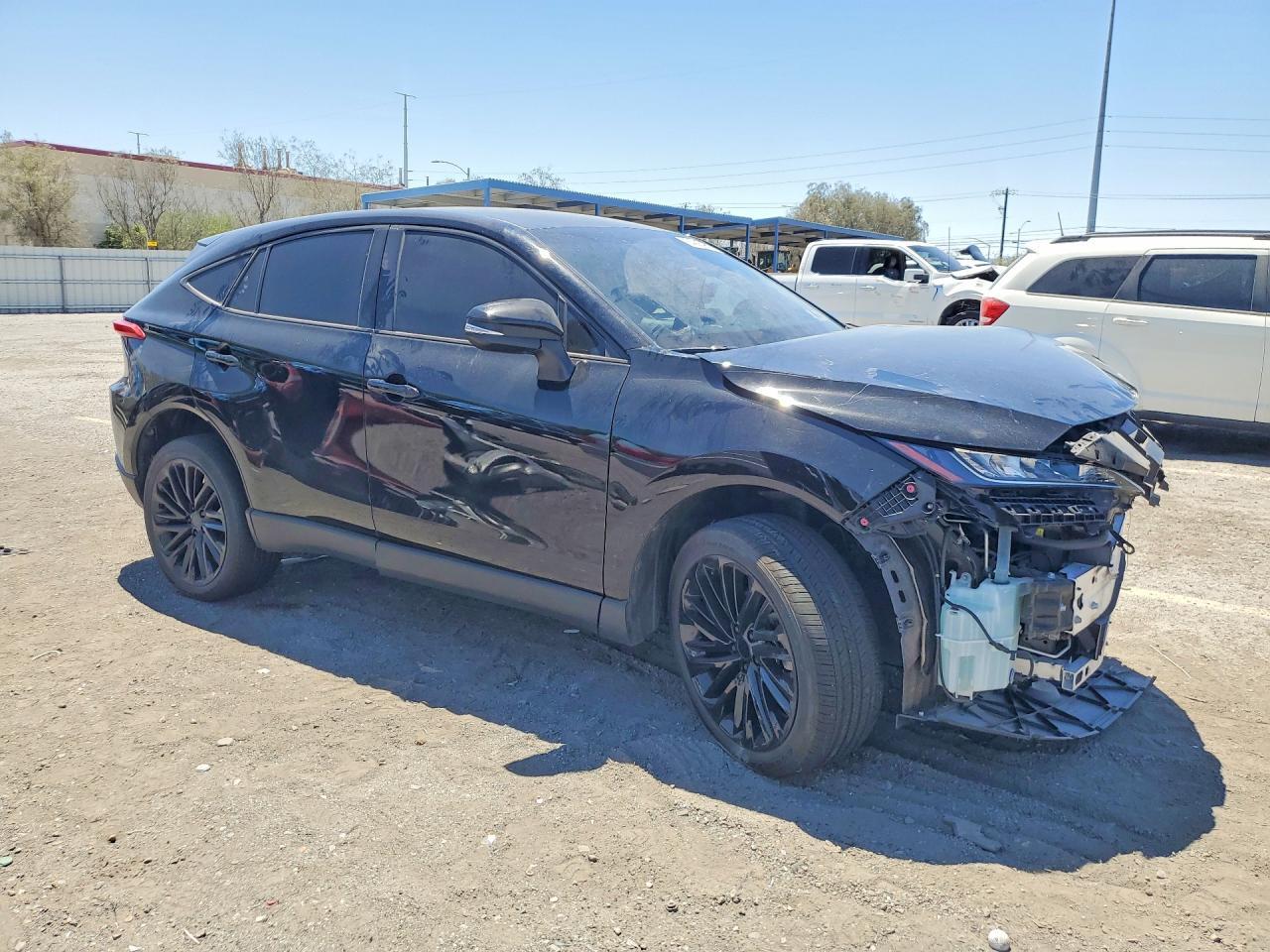 2021 Toyota Venza Le - Image 4