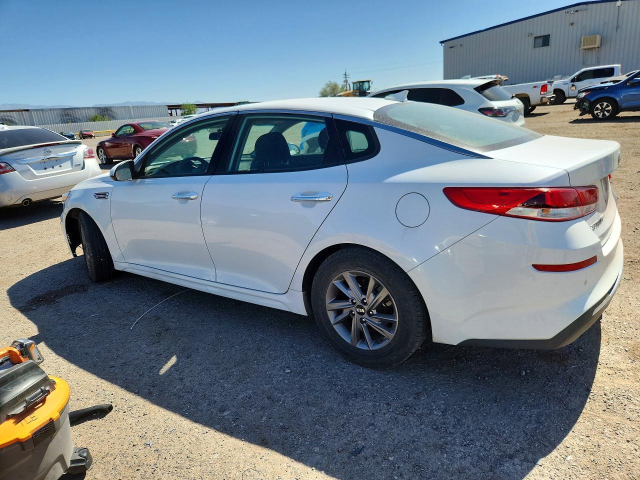 2020 Kia Optima Lx - Фото 2