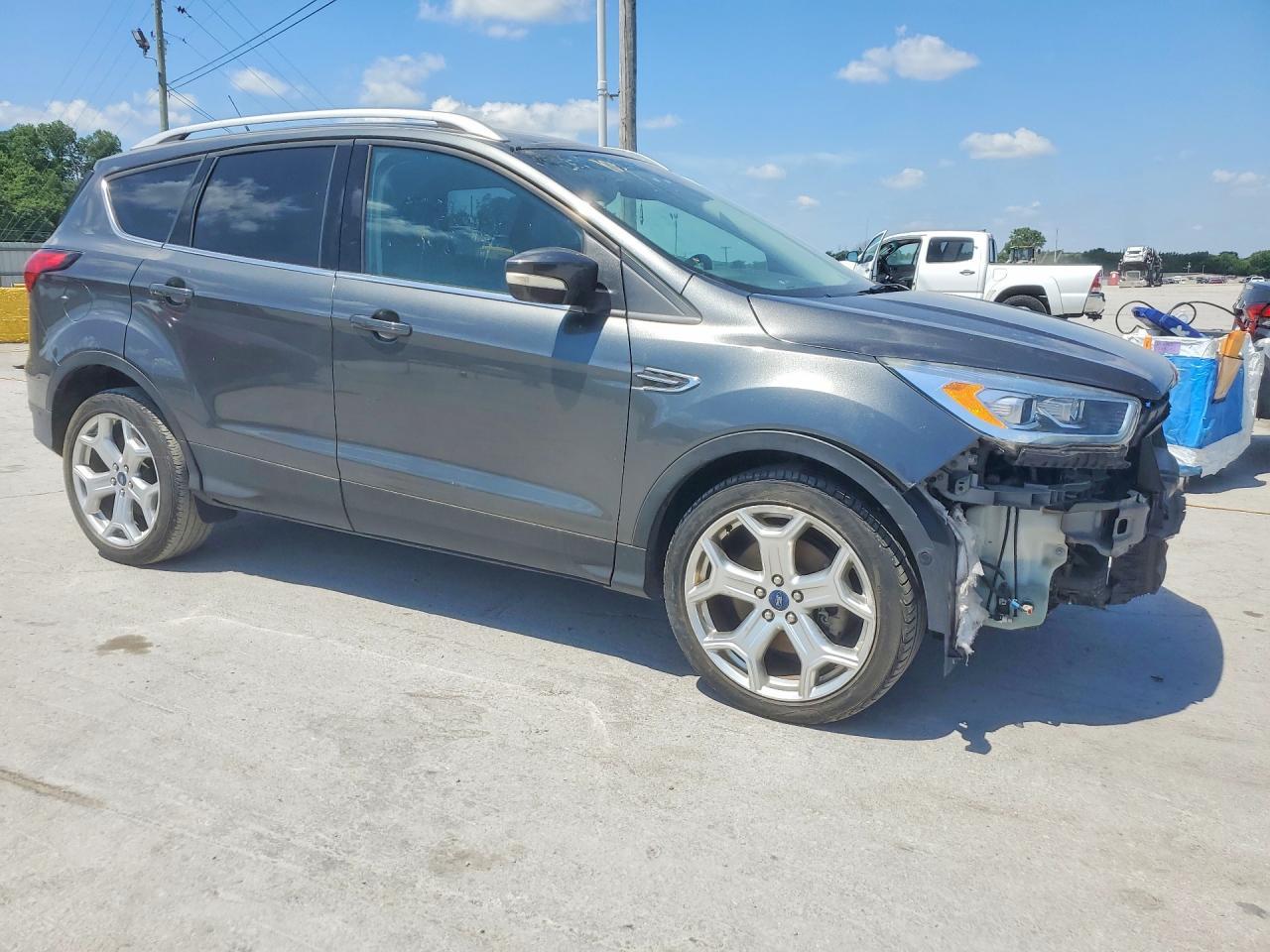 2019 Ford Escape Titanium - Фото 4