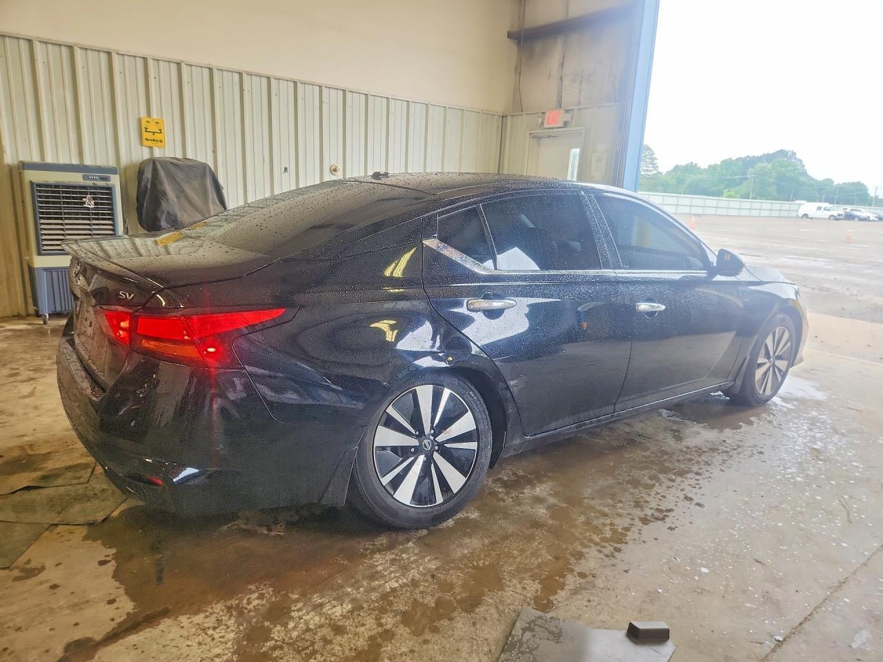 2019 Nissan Altima Sv - Фото 3