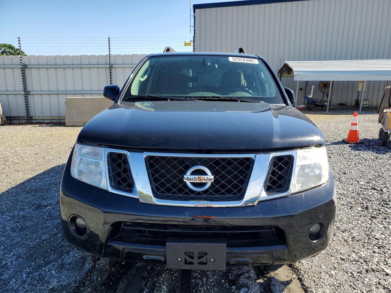 2012 Nissan Pathfinder S - Фото 5
