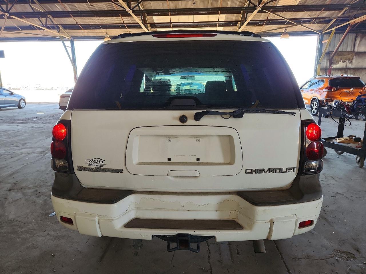 2004 Chevrolet Trailblazer Ls - Image 6