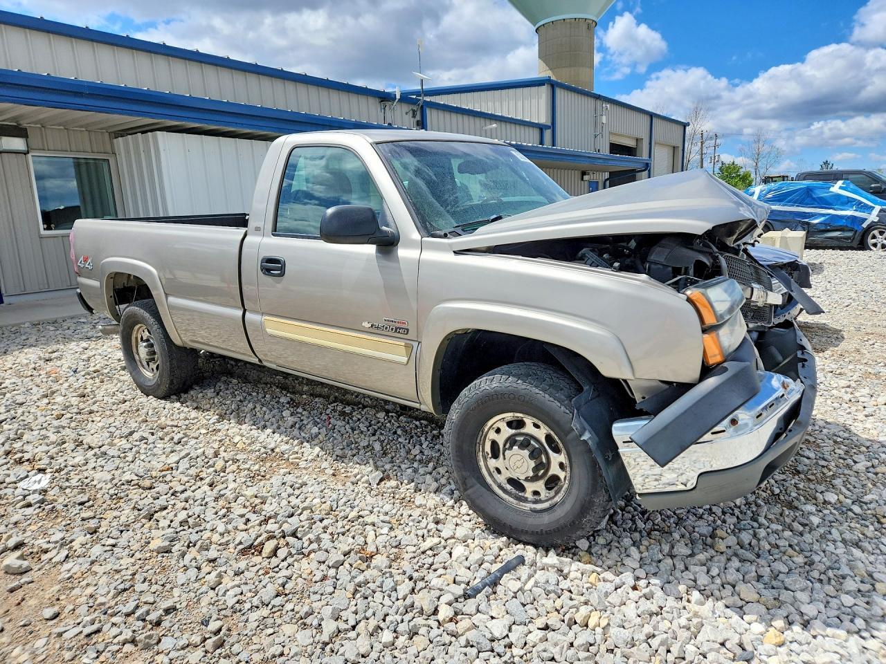 2003 Chevrolet Silverado K2500 Heavy Duty - Image 4