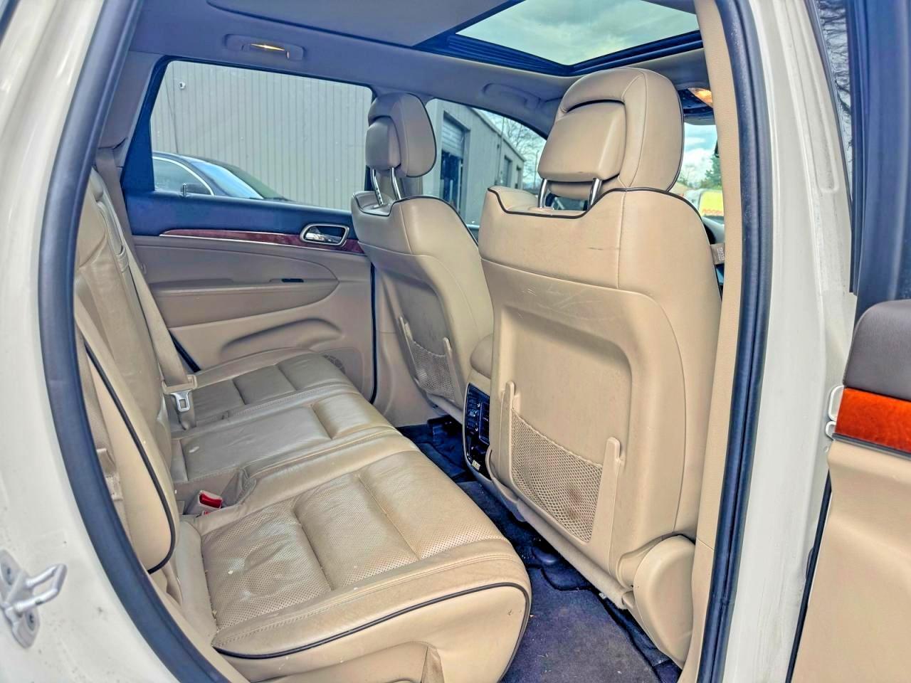 2012 Jeep Grand Cherokee Overland - Фото 6