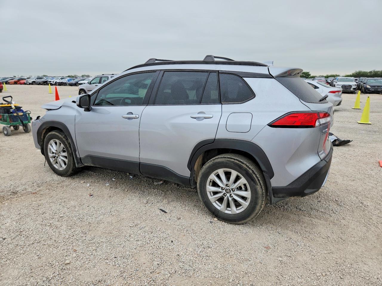2024 Toyota Corolla Cross Le - Image 2