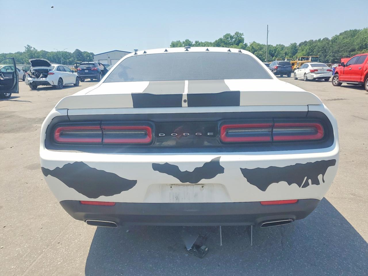 2022 Dodge Challenger Gt - Image 6