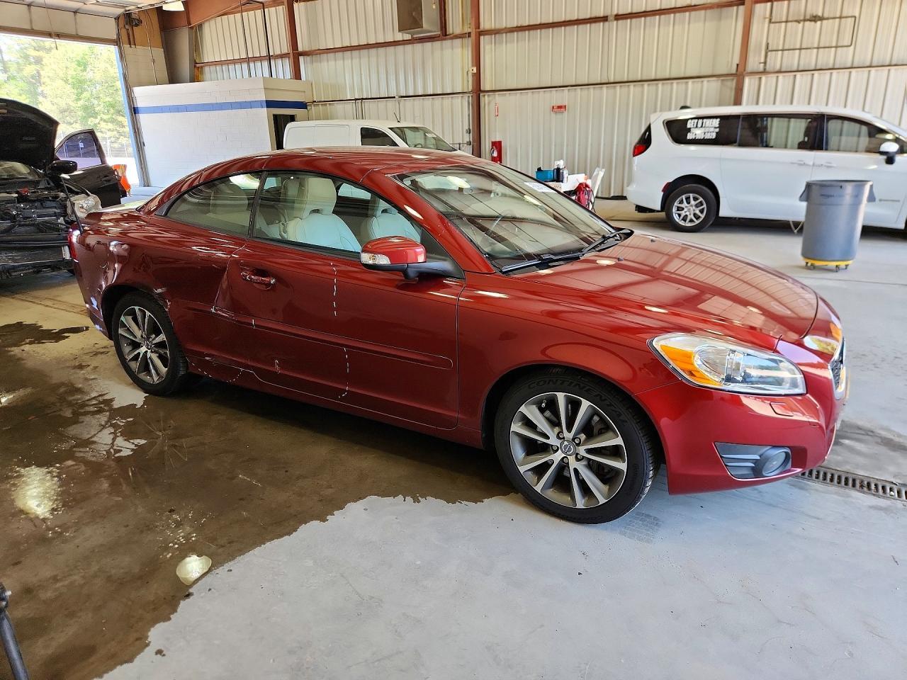 2011 Volvo C70 - Фото 4