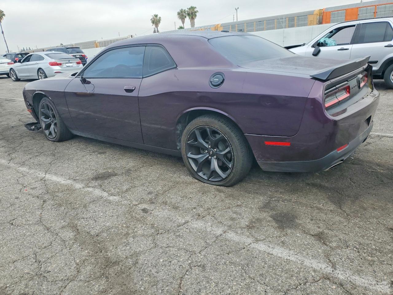 2020 Dodge Challenger Sxt - Image 2