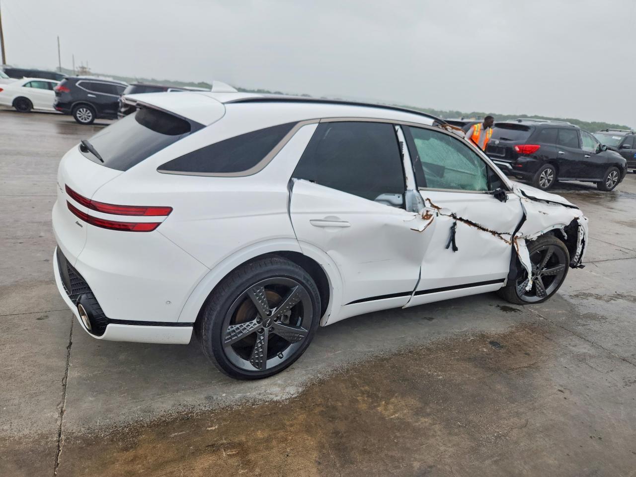 2022 Genesis Gv70 2.5T Standard - Фото 3