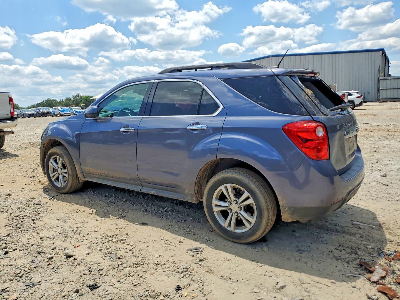 2014 Chevrolet Equinox Lt - Image 2