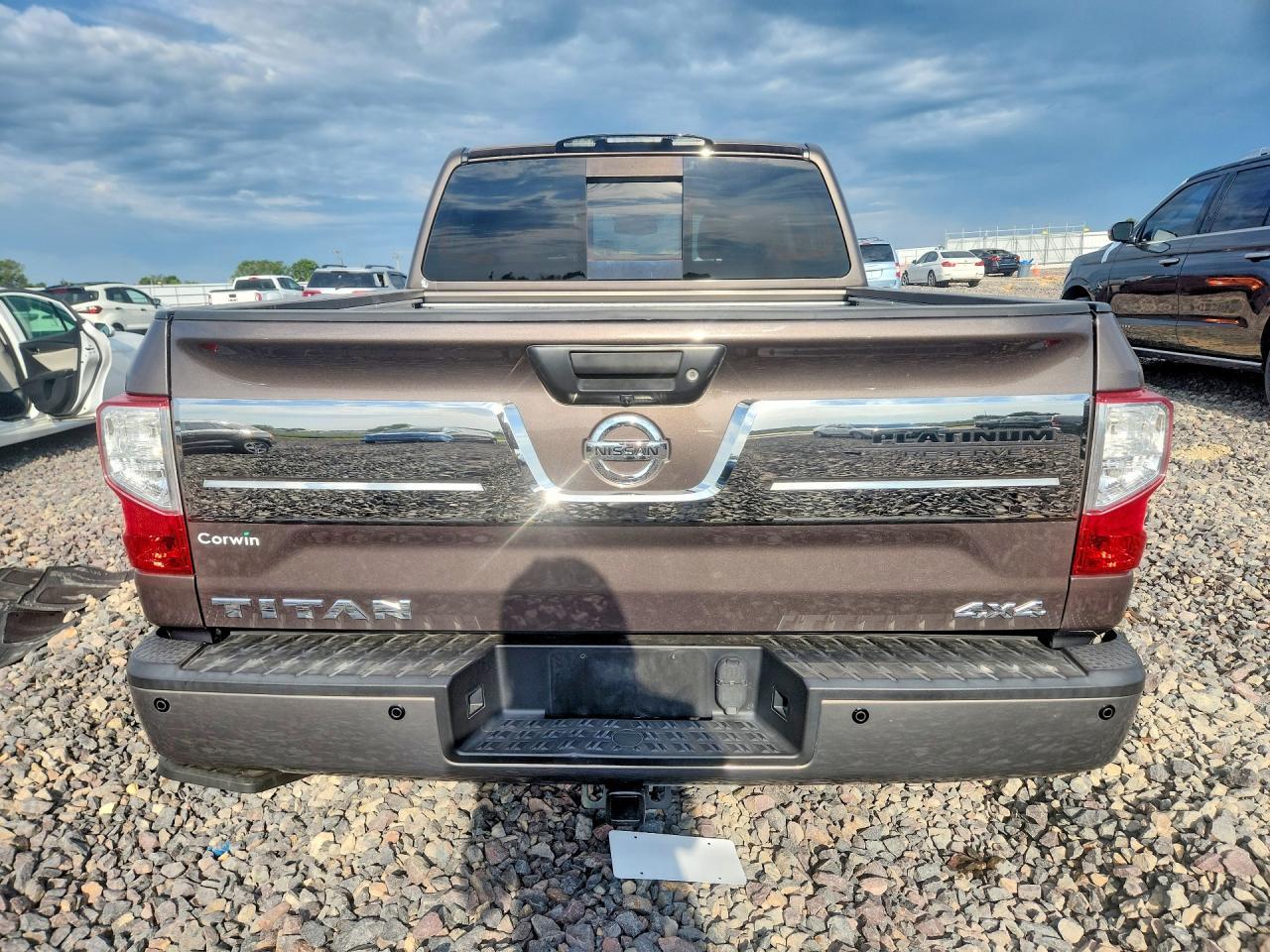 2018 Nissan Titan S - Фото 6