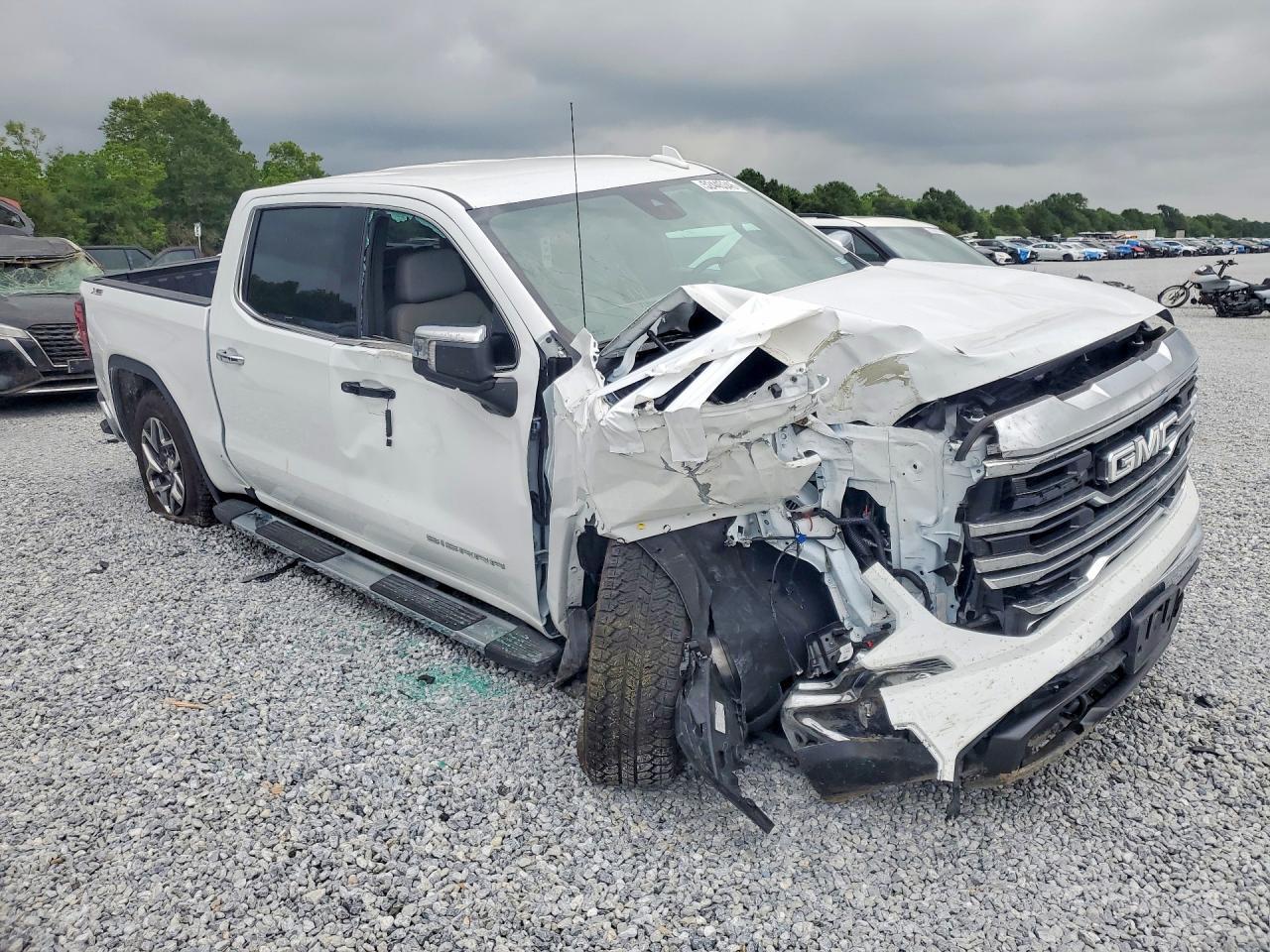 2026 GMC Sierra K1500 Slt - Image 4