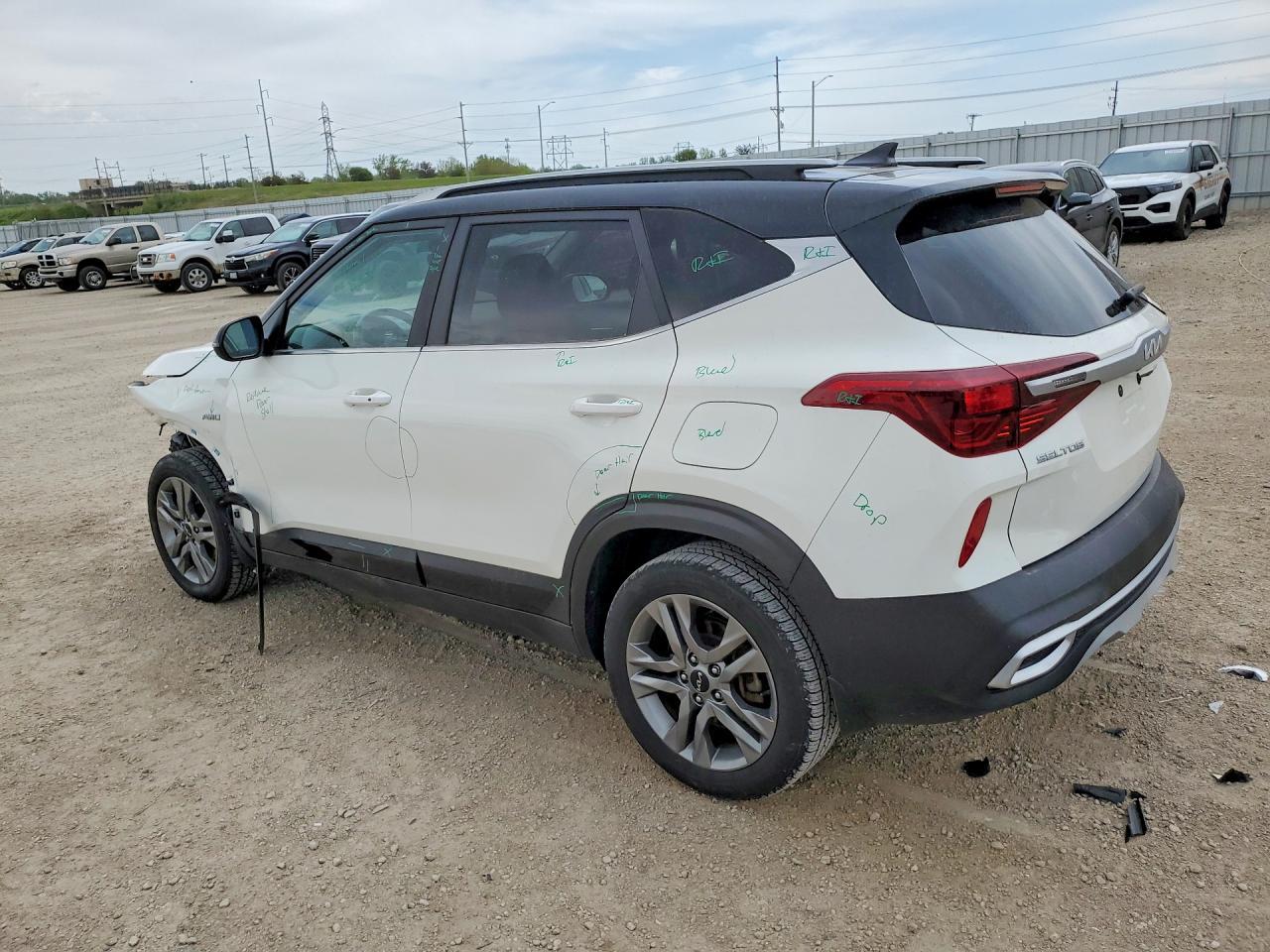2022 Kia Seltos S - Фото 2