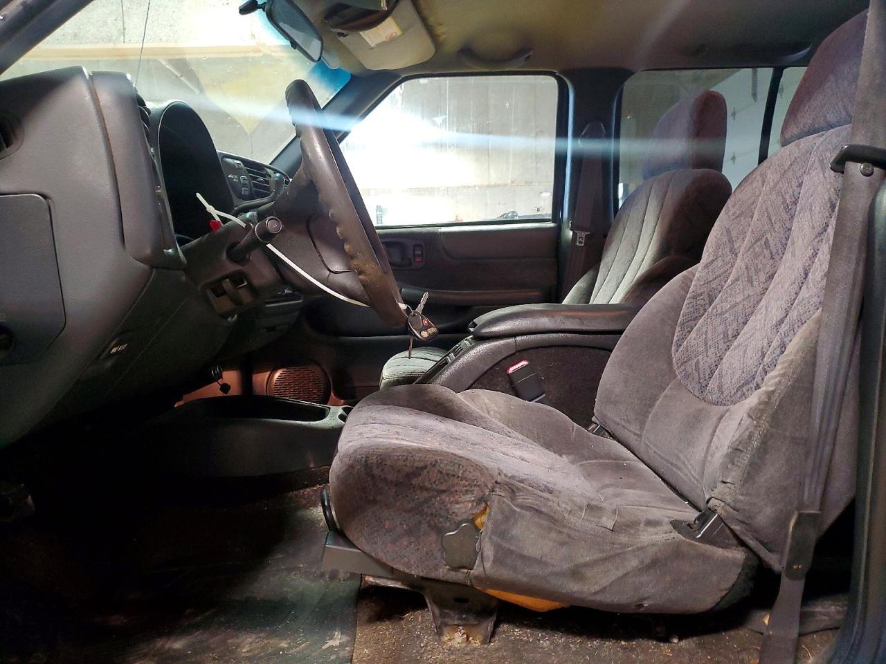 2001 Chevrolet S Truck S10 - Фото 7