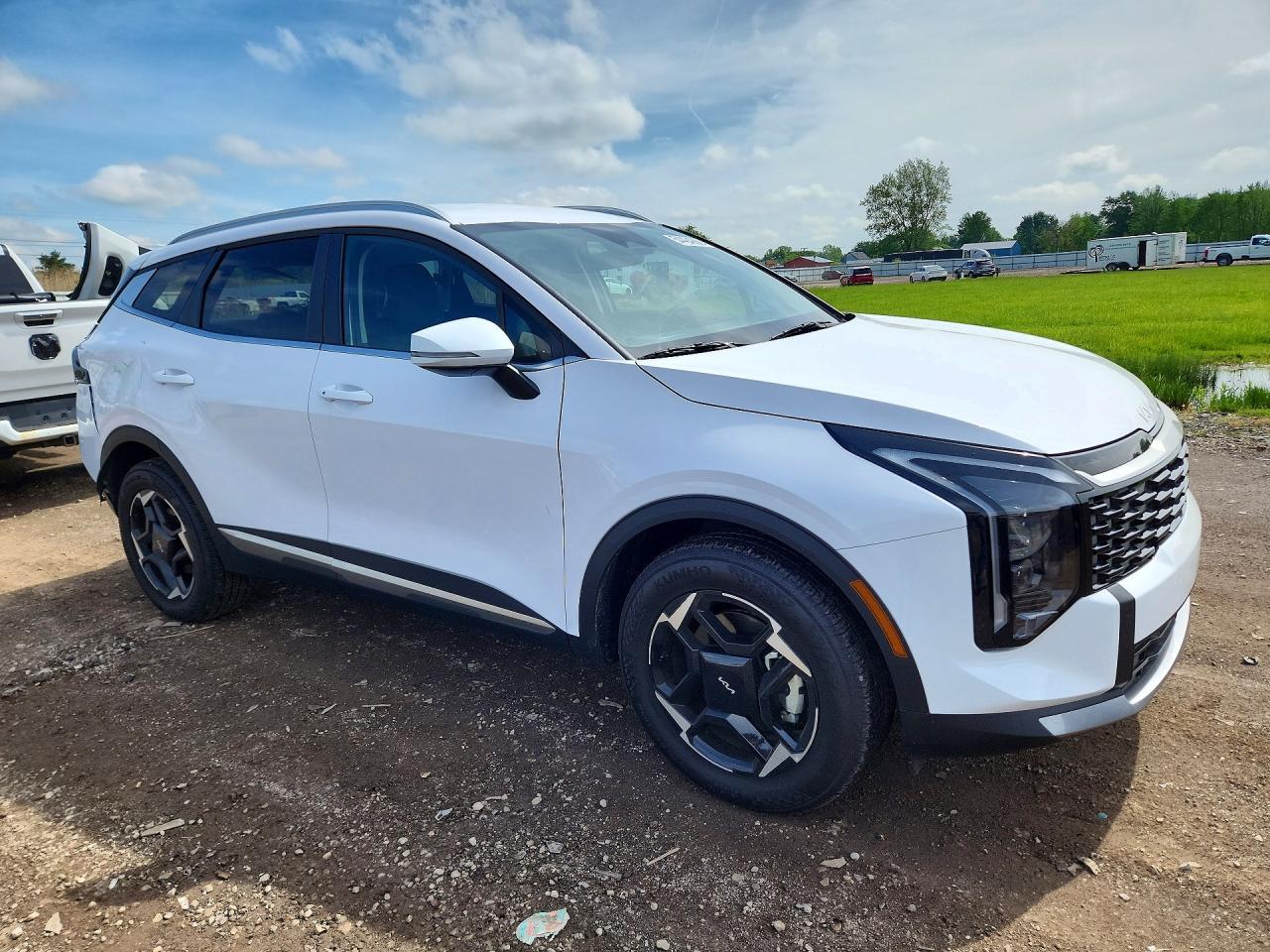 2026 Kia Sportage Ex - Image 4