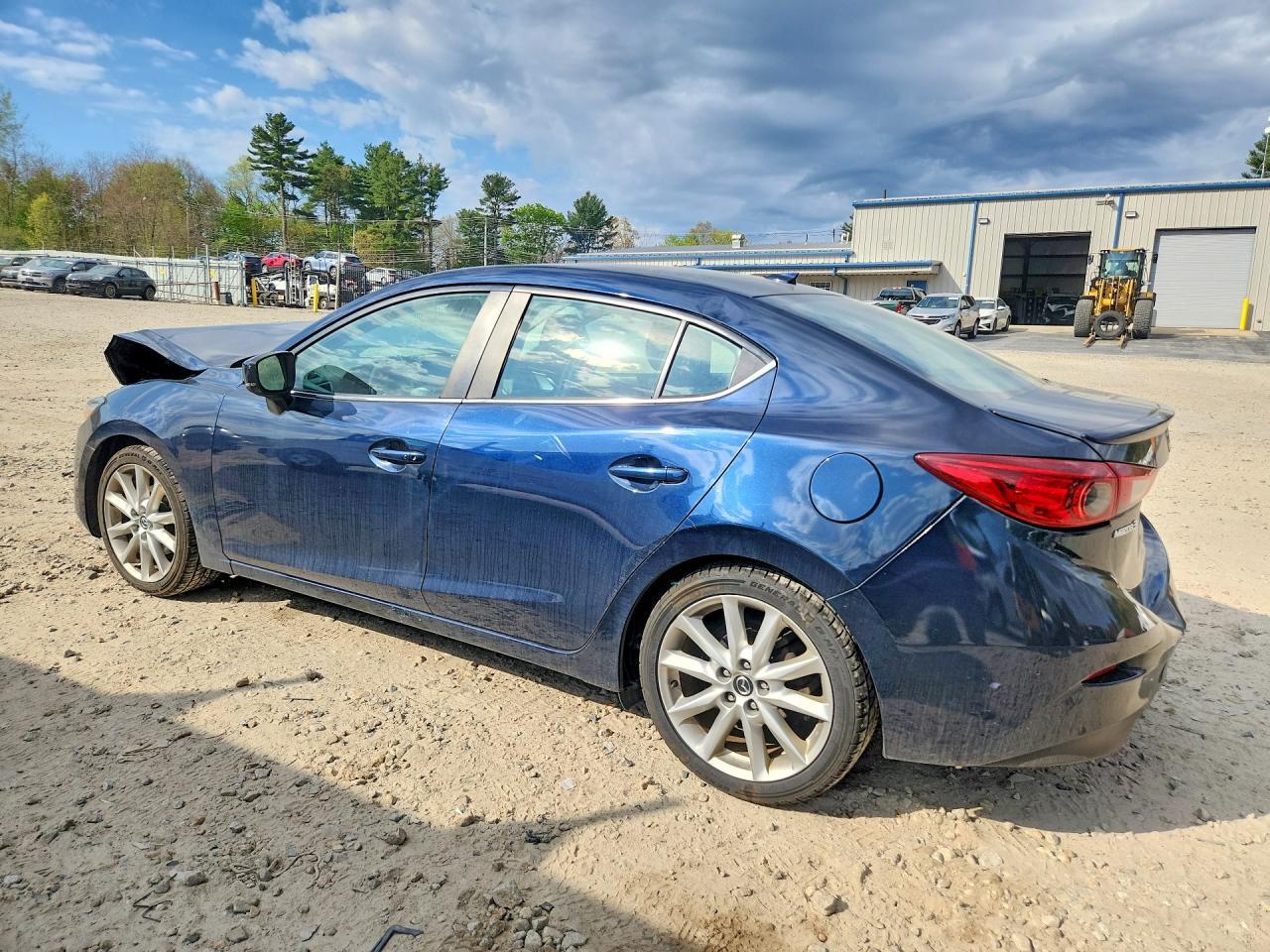 2017 Mazda 3 Touring - Фото 2