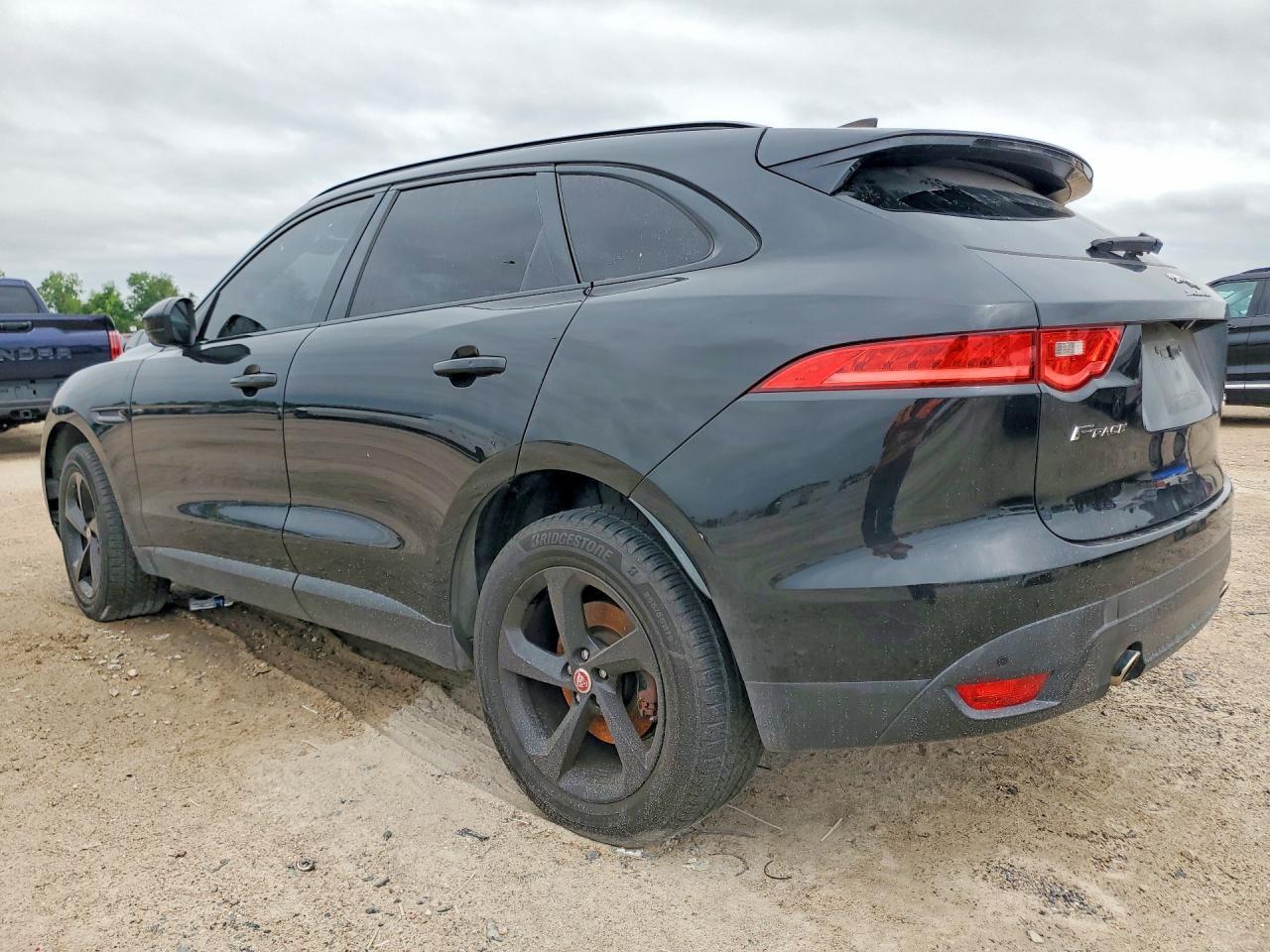 2020 Jaguar F-Pace Prestige 25T - Image 2