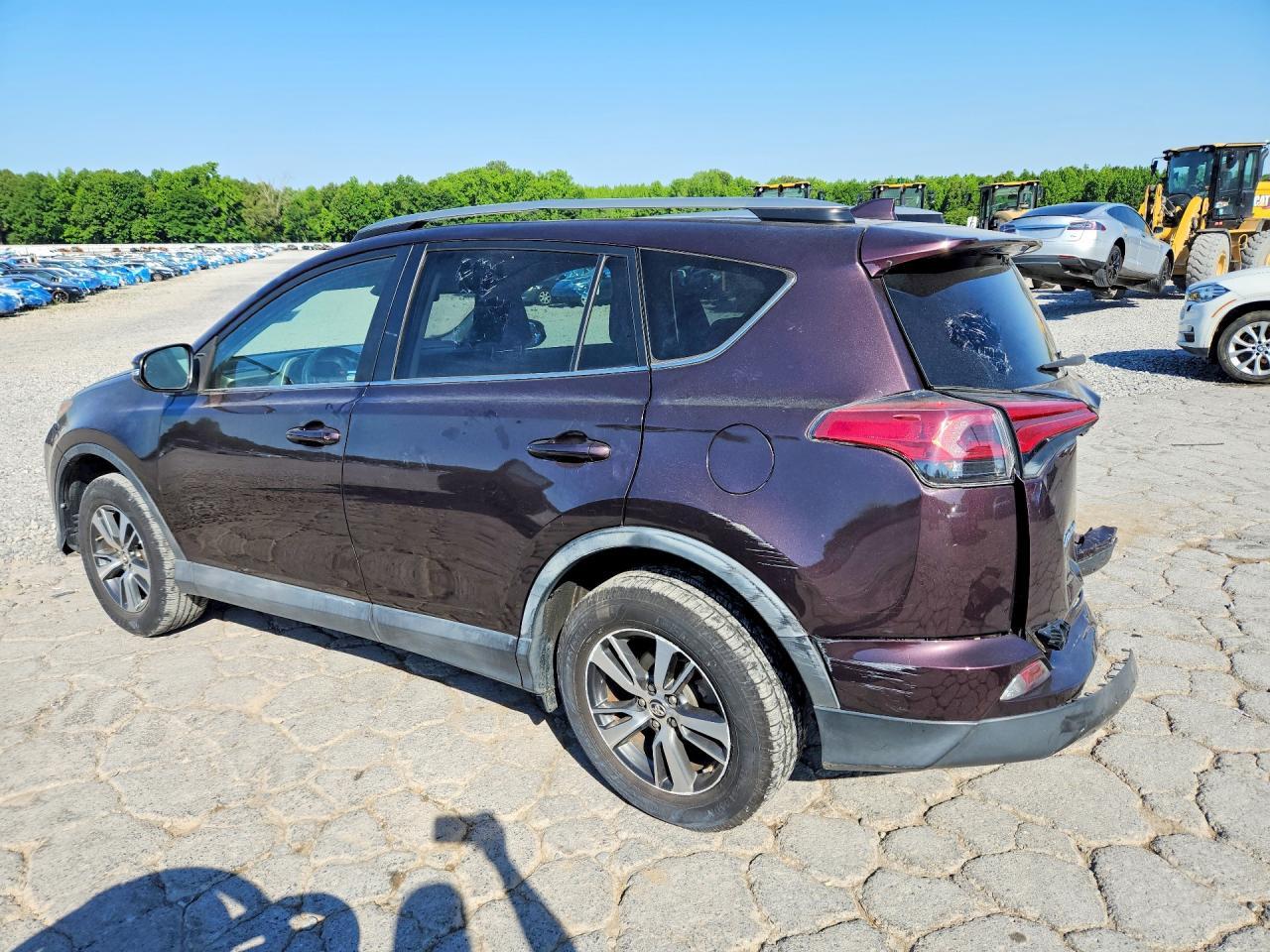 2018 Toyota Rav4 Xle - Image 2
