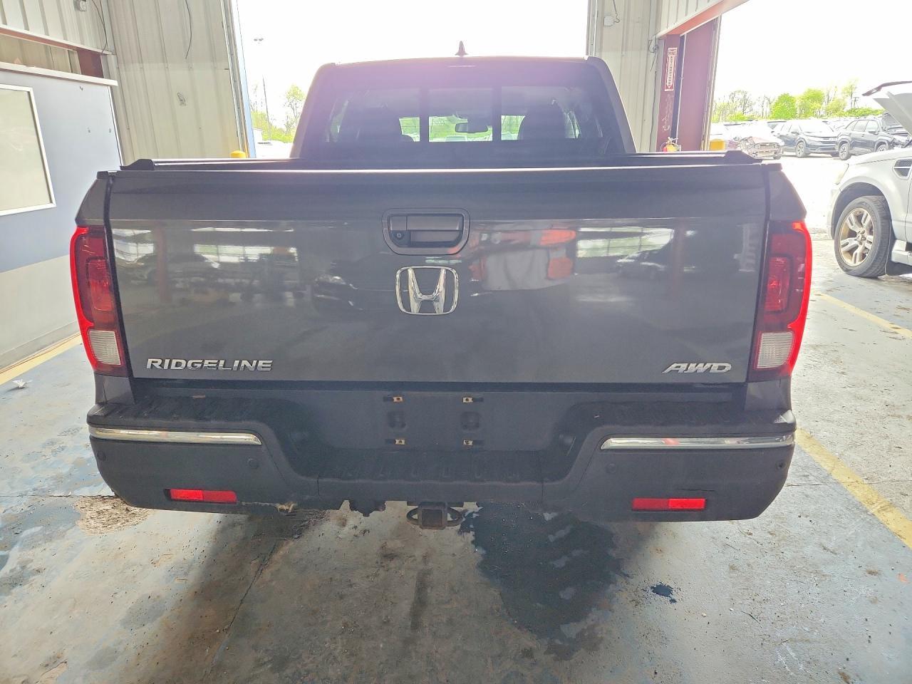 2019 Honda Ridgeline Rtl - Image 6