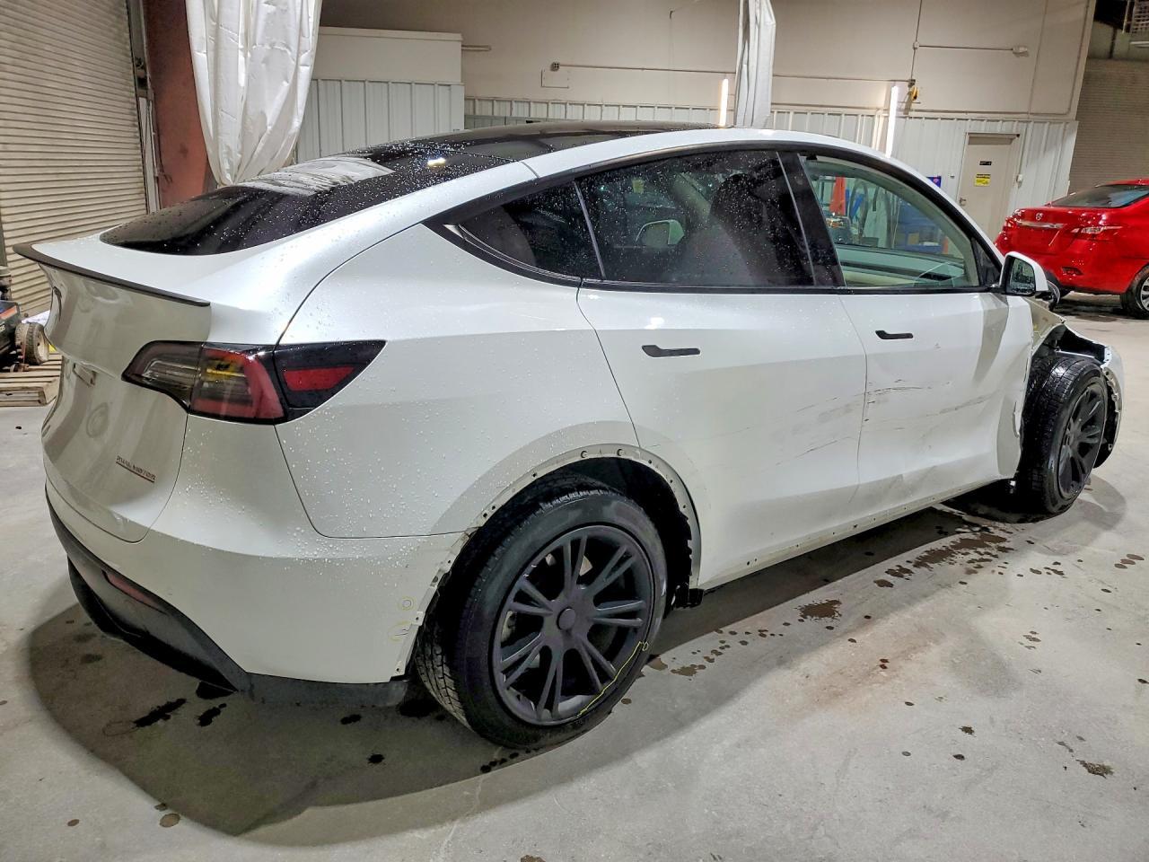 2020 Tesla Model Y - Фото 3