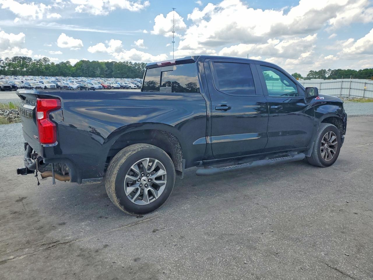 2020 Chevrolet Silverado K1500 Rst - Фото 3