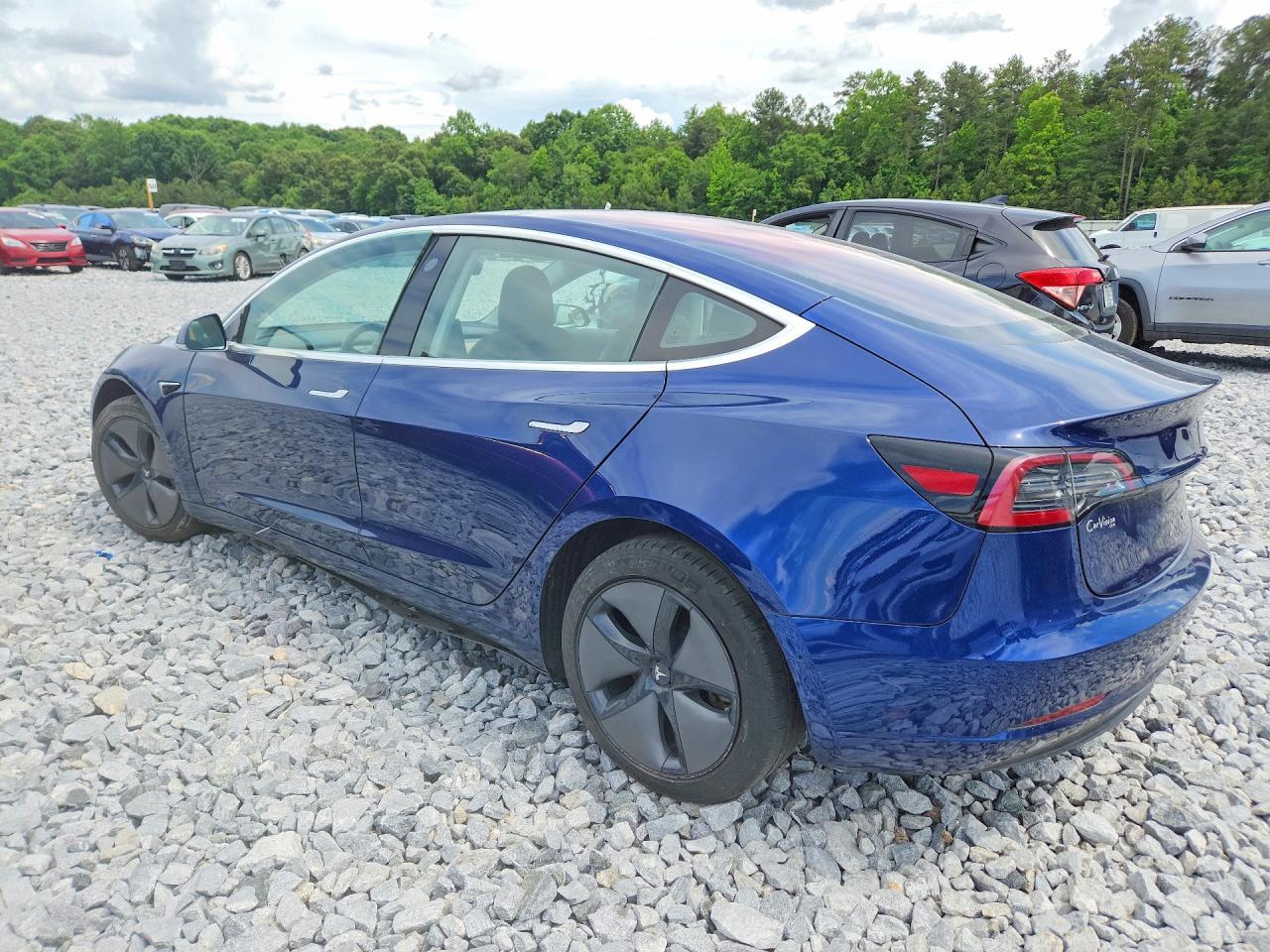2018 Tesla Model 3 - Фото 2