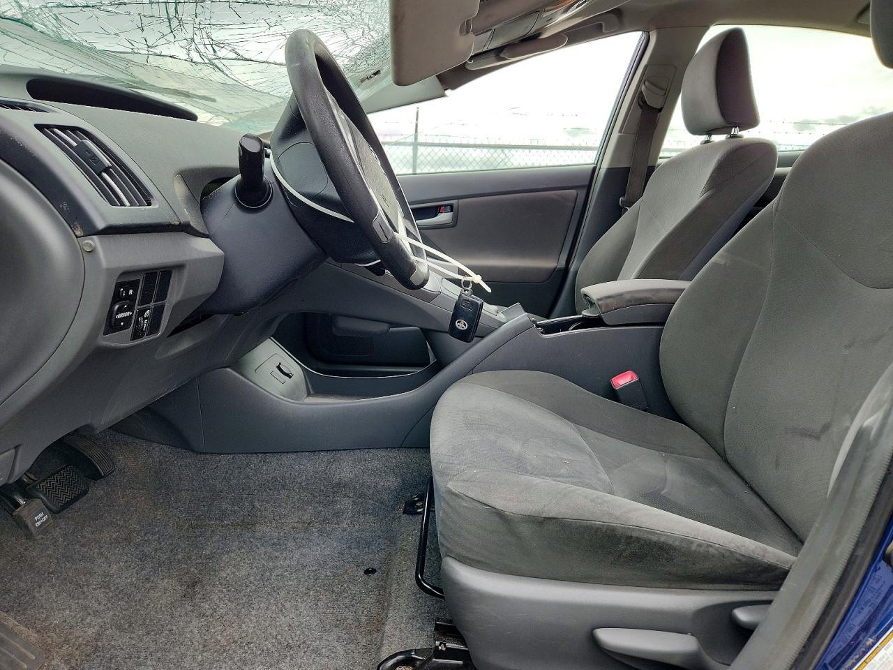2011 Toyota Prius Two - Image 7