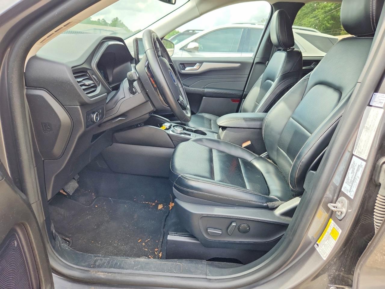 2024 Ford Escape Platinum - Image 7